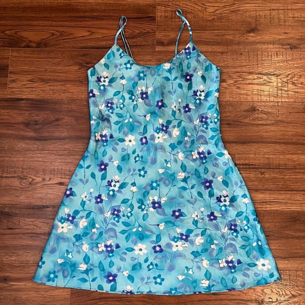 Vintage Blue White Floral Satin Mini Slip Dress Women Medium Cottage Fairy‎ Y2K